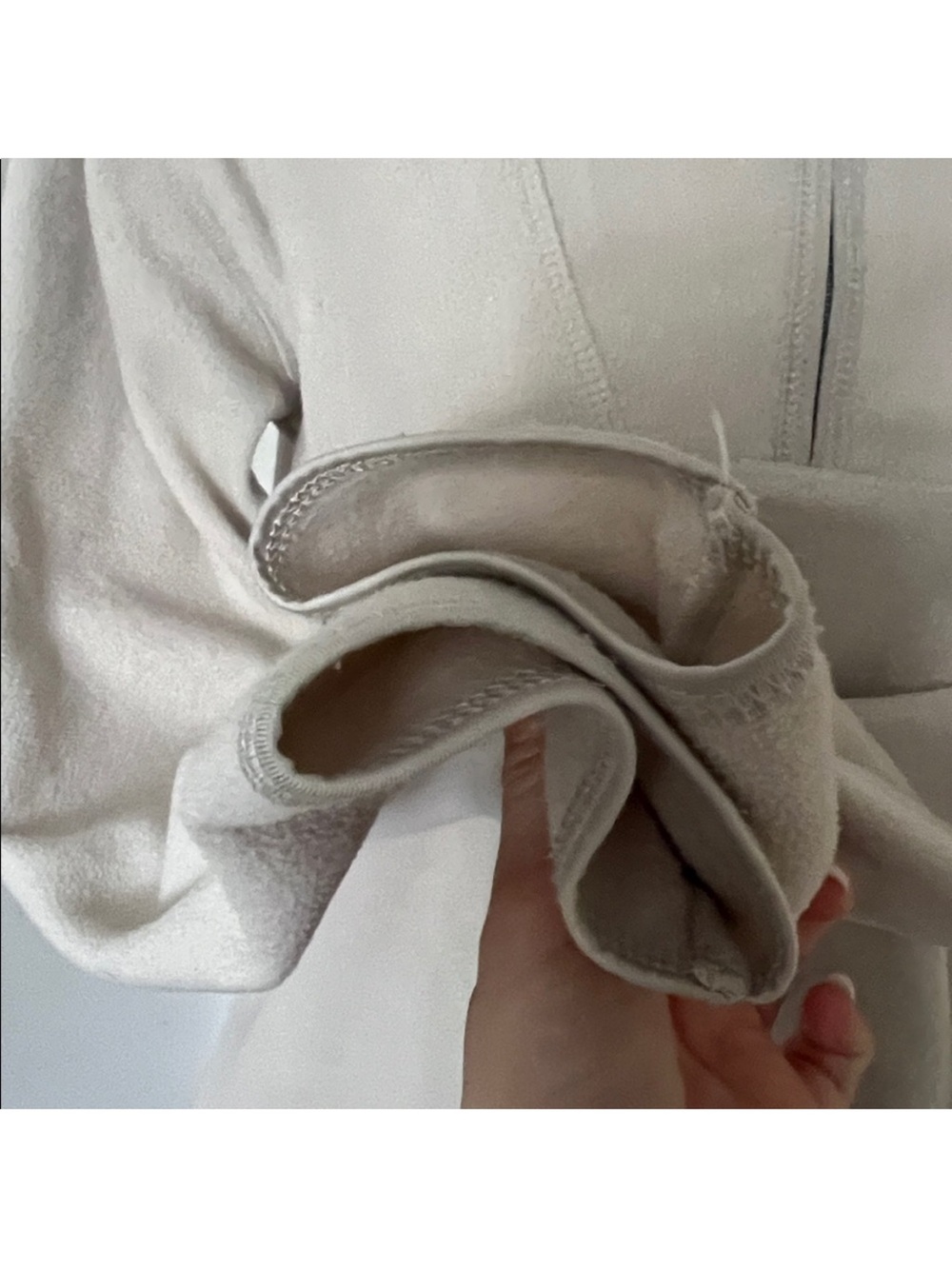 H&M • Women’s Size.XS • Cream/Beige • Hooded Quarter Zip Hoody - Picture 4 of 7